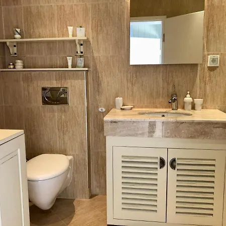 Apartment Luxury Penthouse With A Lavish And 2 En-suite Bedrooms Bansko