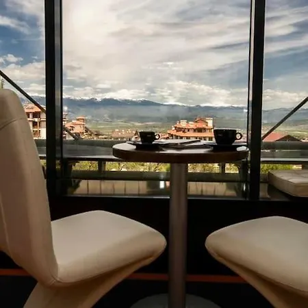 Luxury Penthouse With A Lavish And 2 En-suite Bedrooms Apartment Bansko
