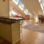 Luxury Penthouse With A Lavish And 2 En-suite Bedrooms 班斯科