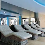 Luxury Penthouse With A Lavish And 2 En-suite Bedrooms Апартаменти *