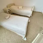 Апартаменти Luxury Penthouse With A Lavish And 2 En-suite Bedrooms *