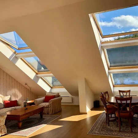 Luxury Penthouse With A Lavish And 2 En-suite Bedrooms Apartmán