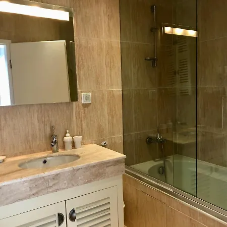 Luxury Penthouse With A Lavish And 2 En-suite Bedrooms شقة بانسكو