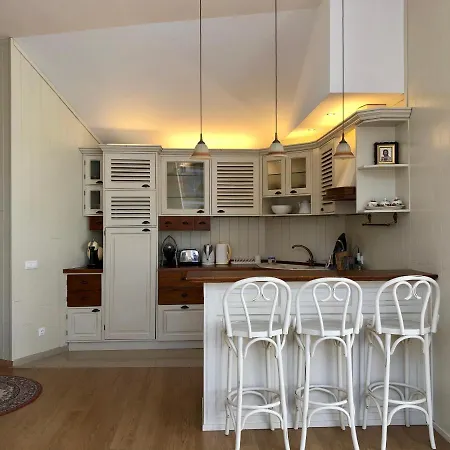Апартамент Luxury Penthouse With A Lavish And 2 En-suite Bedrooms