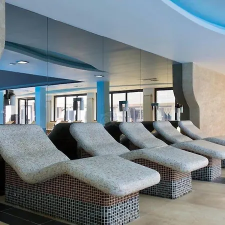 Luxury Penthouse With A Lavish And 2 En-suite Bedrooms Daire *