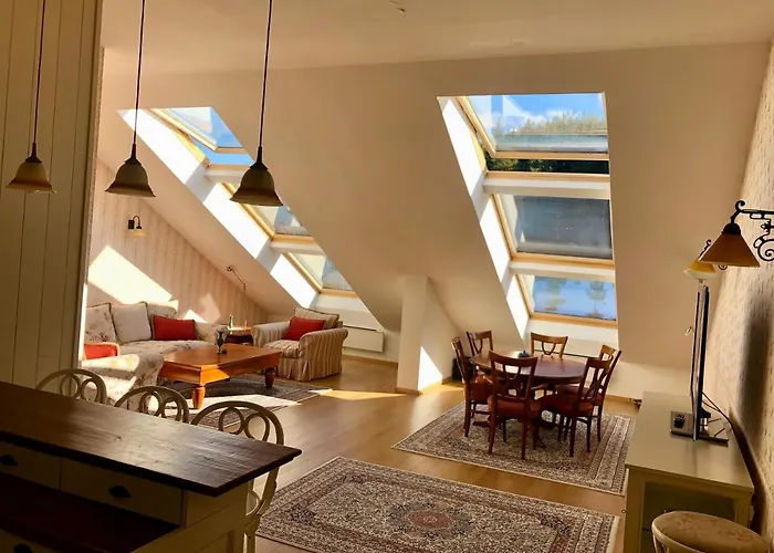 Luxury Penthouse With A Lavish And 2 En-suite Bedrooms