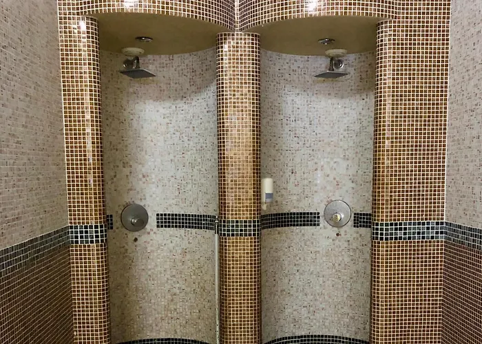 Luxury Penthouse With A Lavish And 2 En-suite Bedrooms