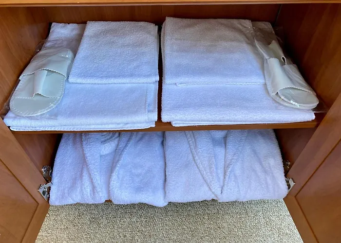 Luxury Penthouse With A Lavish And 2 En-suite Bedrooms 公寓 *